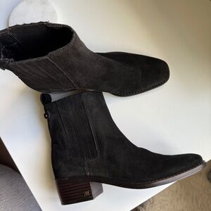 New suede chelsea booties, size 6 Sam Edelman